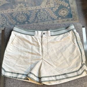 Reiss Cream Athletic Shorts with Sage Green Trim (XL)